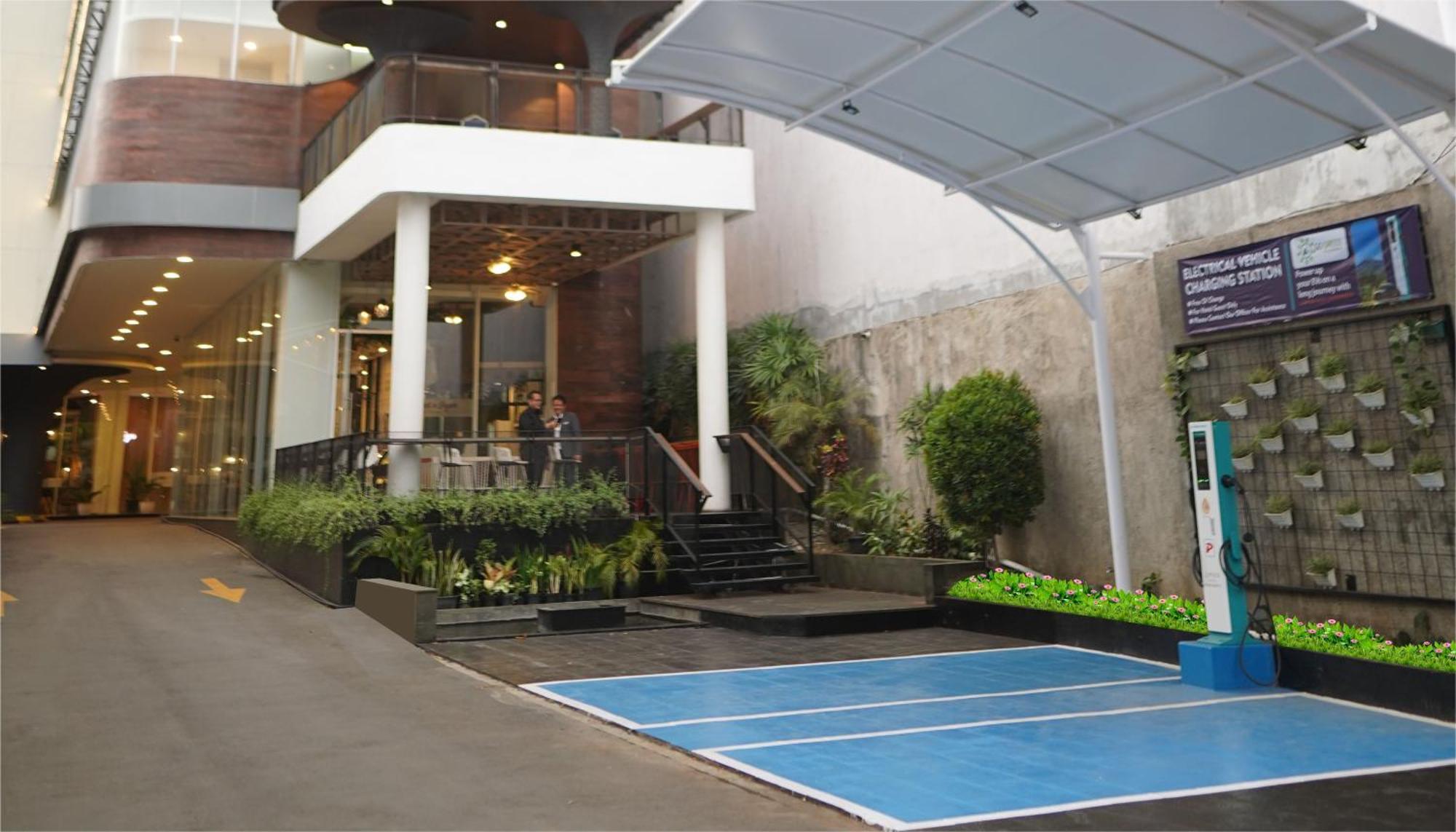 Luminor Hotel Purwokerto By Wh Dış mekan fotoğraf